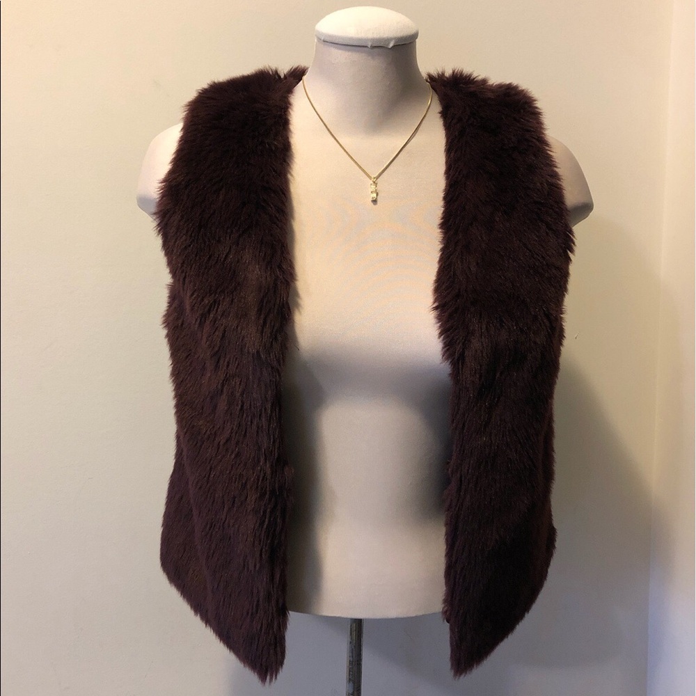 Talula faux fur burgundy vest
